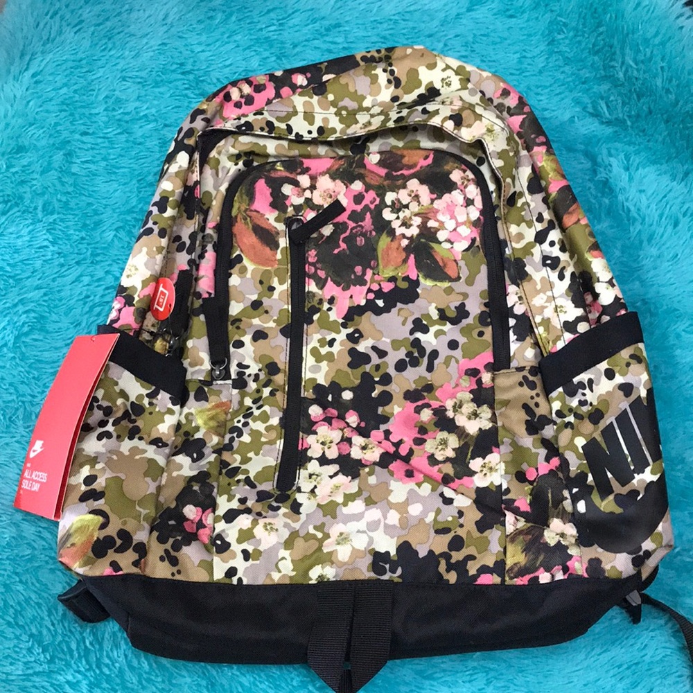 NIKE BACKPACK
